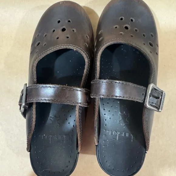 Dansko Brown Leather Mary Jane Clogs Size 35 EU / 4.5-5 US - Picture 2 of 5